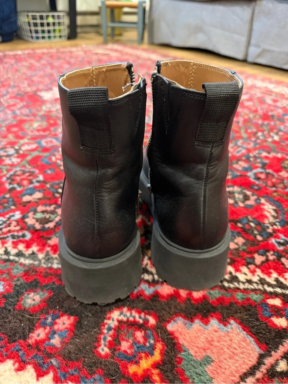 Assia platform boots by Flattered